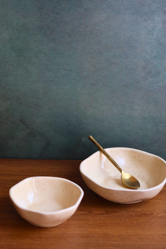 Handmade basic creamy bowls