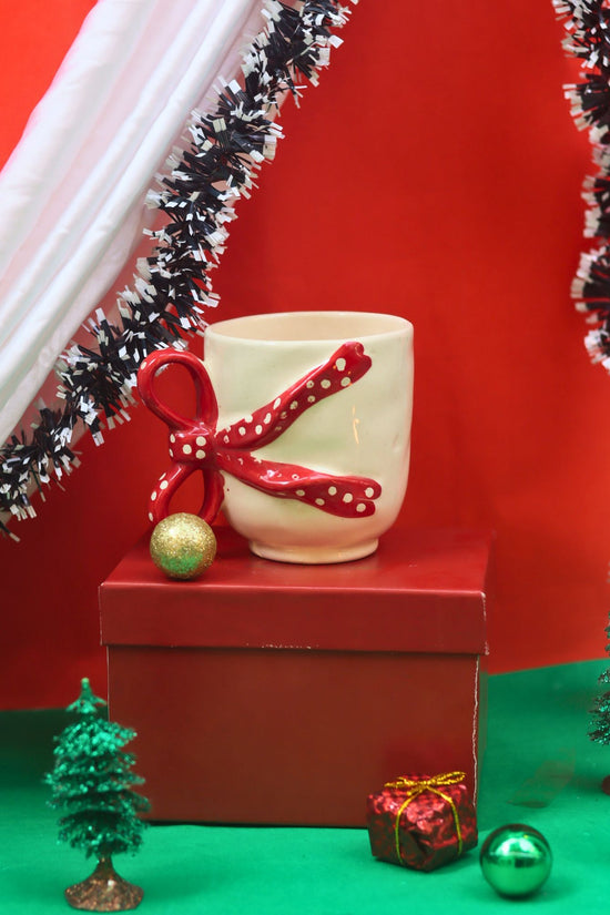 Pinteresty Bow Mug in a Gift Box with premium quality material