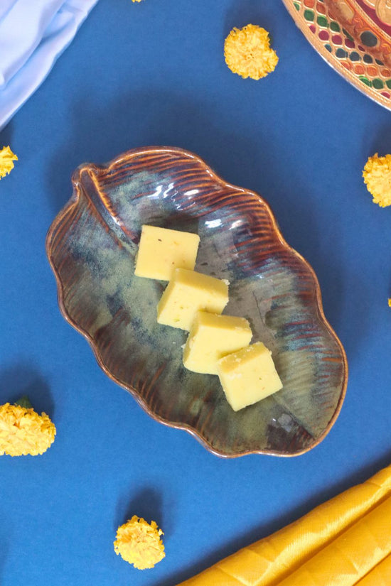 Round Olive Leaf Platter handmade in india