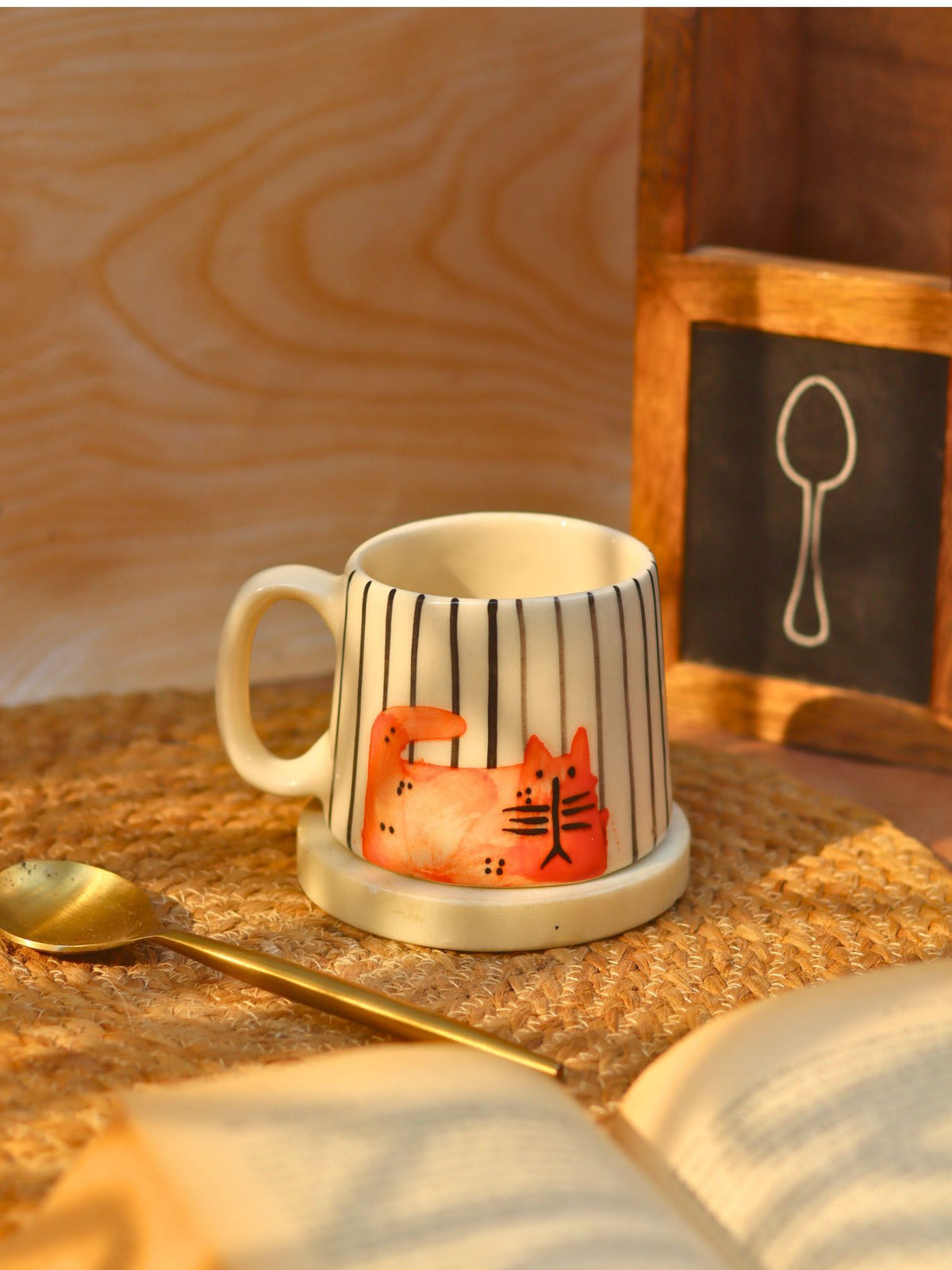 Stripey Kitty Mug made by ceramic