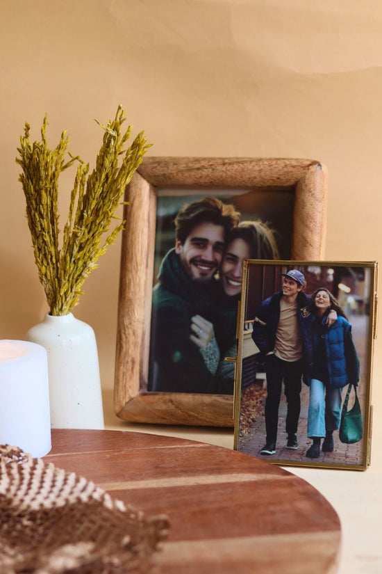 Rounded Wooden Frame & Minimal Glass Frame with premium quality material