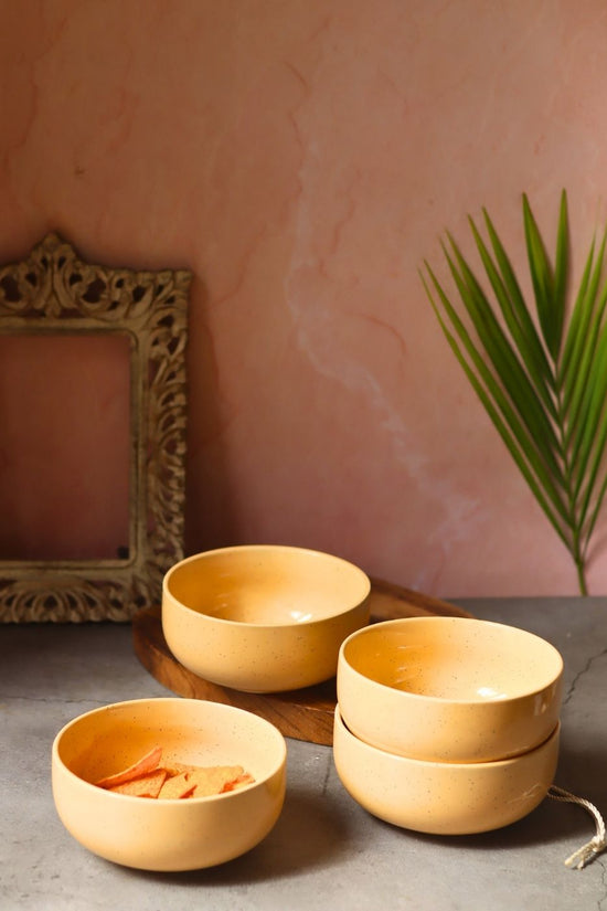 Butter Yellow Ceramic Bowl - Set of 4 made by ceramic