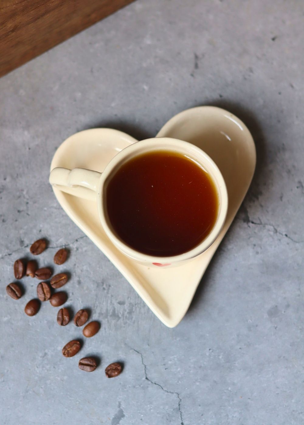 Valentino Mug & handmade Dessert Plate with premium quality material