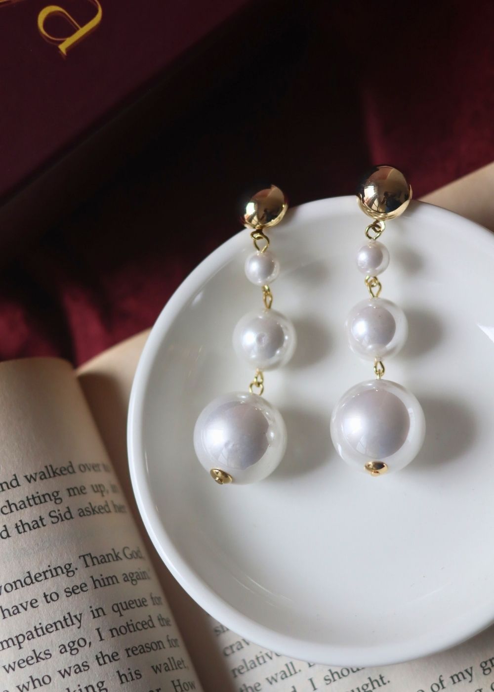 Dangling Pearl Earrings made with premium quality material