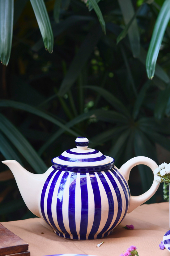 thick stripe tea pot made by ceramic 