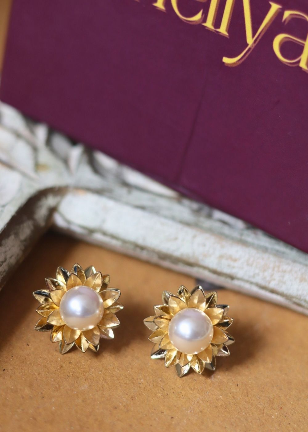 Floral Shine Earring made with premium quality material
