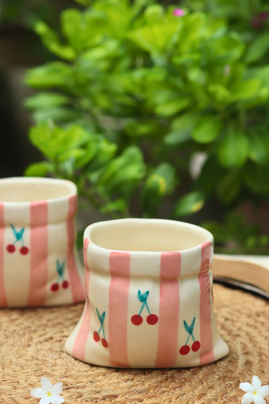 Striped Pouch Mug made by ceramic
