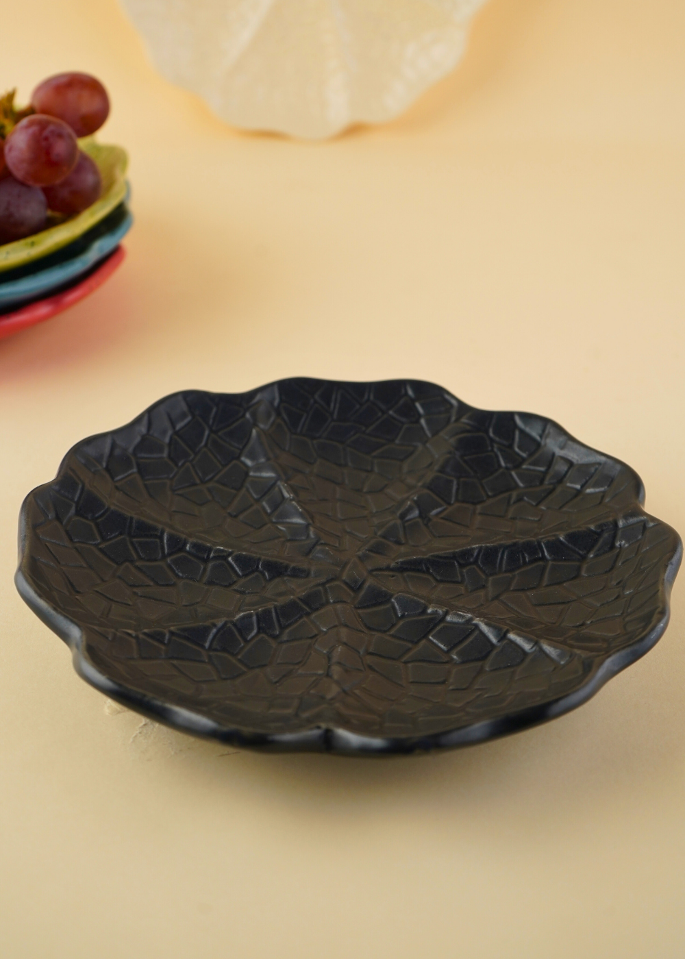 handmade cabbage leaf design snack plate with ceramic material