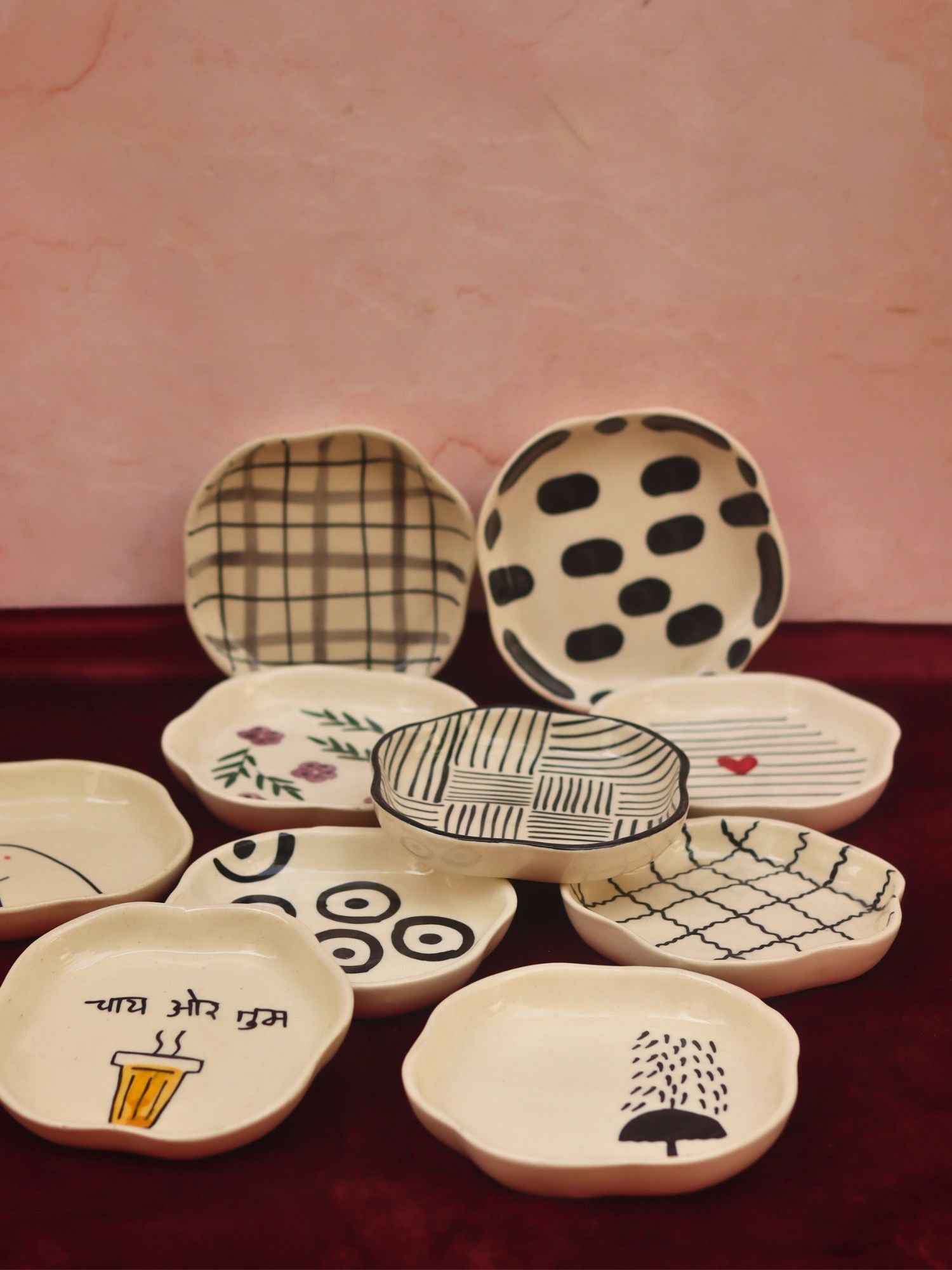 Set of 10 Black & White Bliss dessert plates combo (for the price of 7)