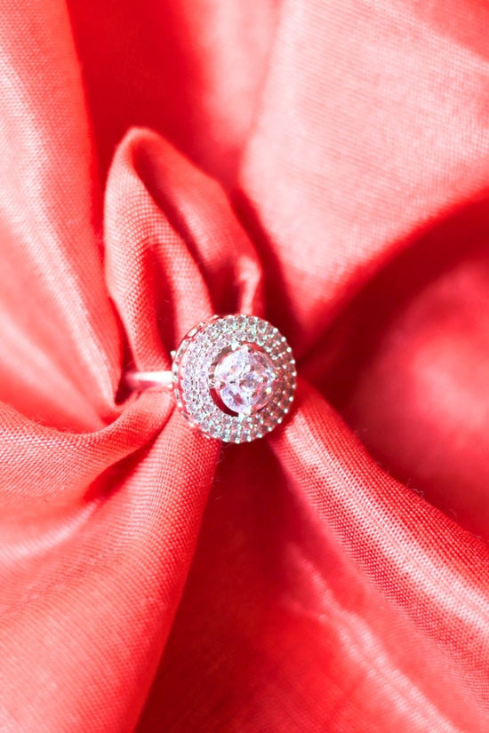 Waterproof Timeless Halo Ring