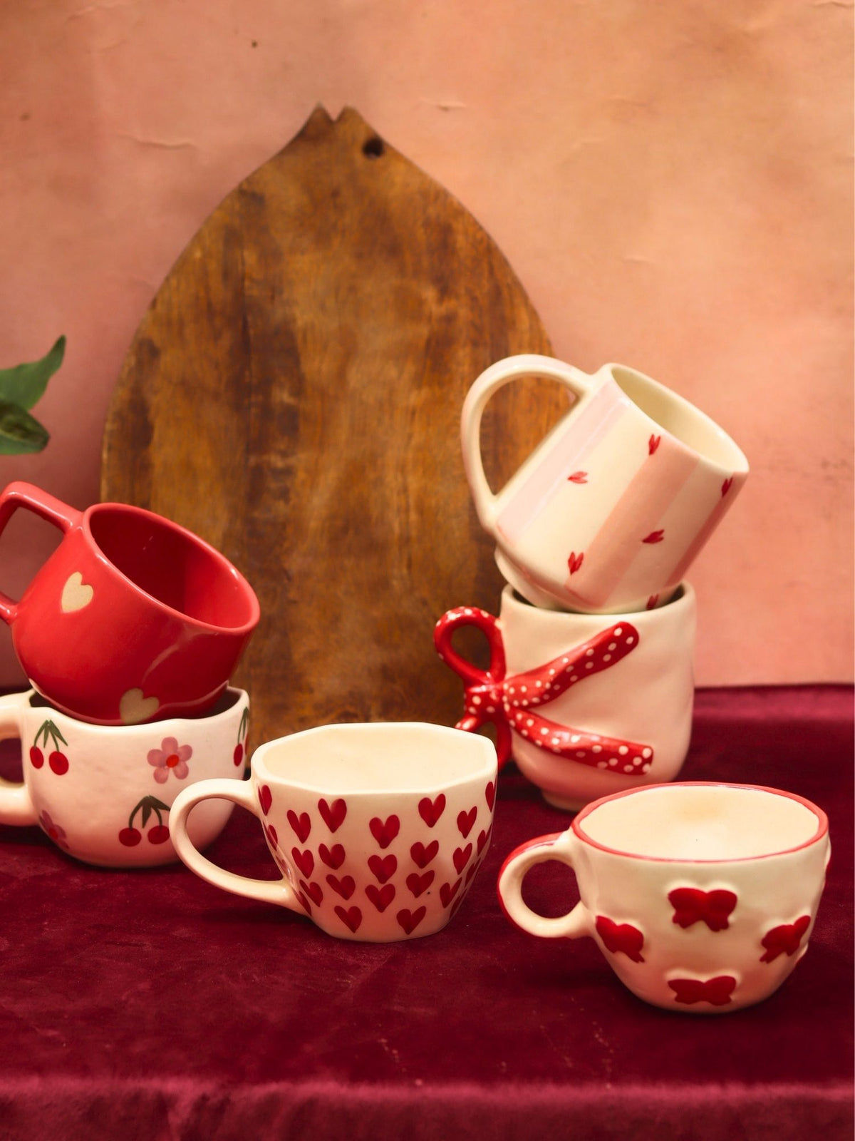 Set of 6 Heartwarming Mugs (for the price of 5) made by ceramic