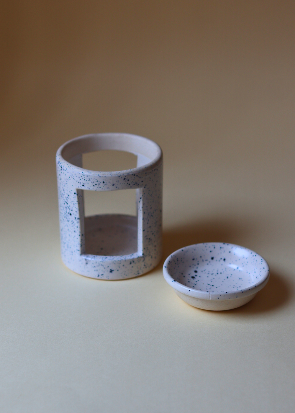 Ceramic tea light diffuser 