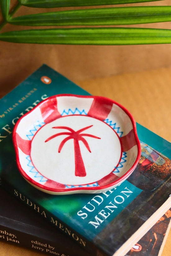 Palm Handmade Dessert Plate with premium quality material