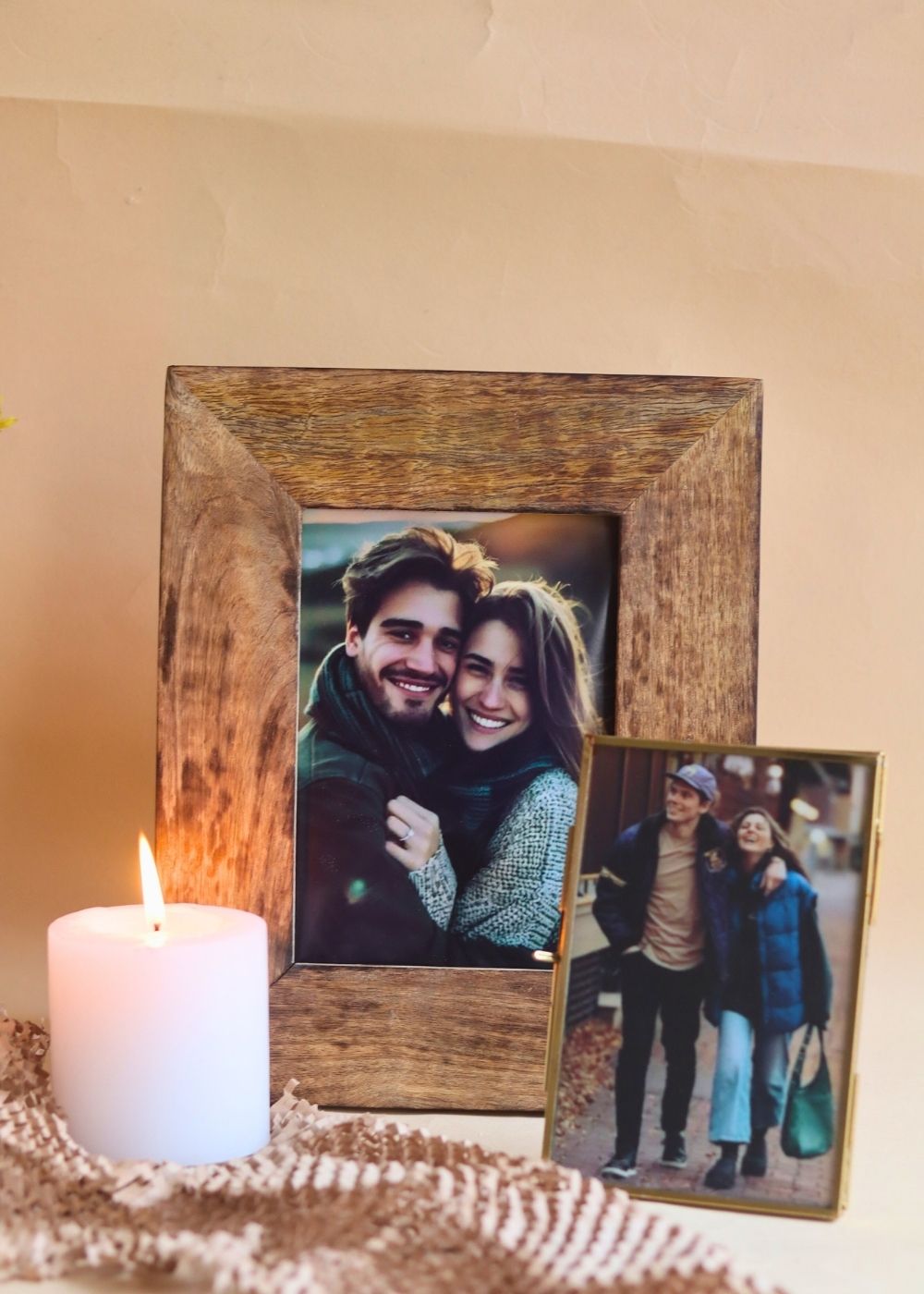Essential Wooden Frame & Minimal Glass Frame