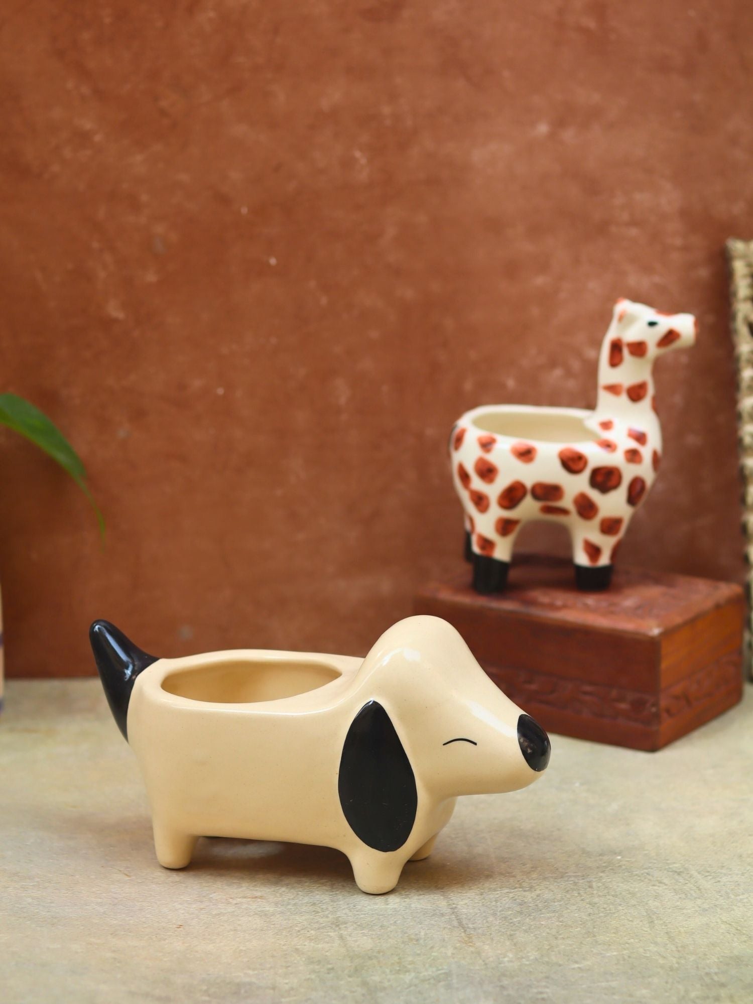 Set of 2 - Hello Giraffe & Cutest Dog Planter combo handmade in India