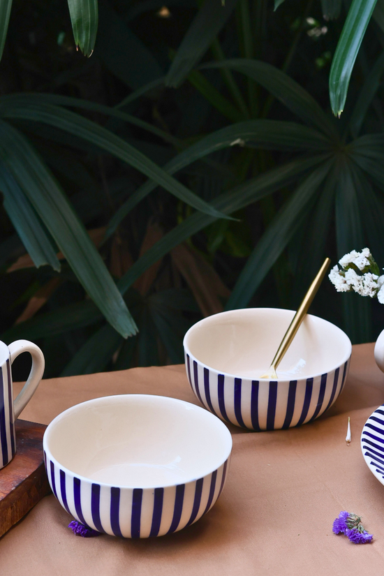 Ceramic white & blue thin stripes bowls 