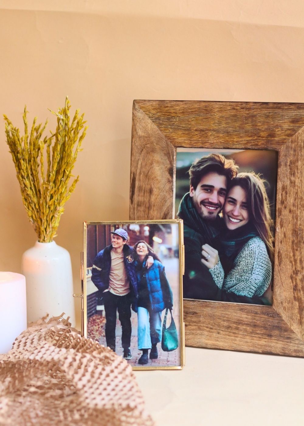 Essential Wooden Frame & Minimal Glass Frame