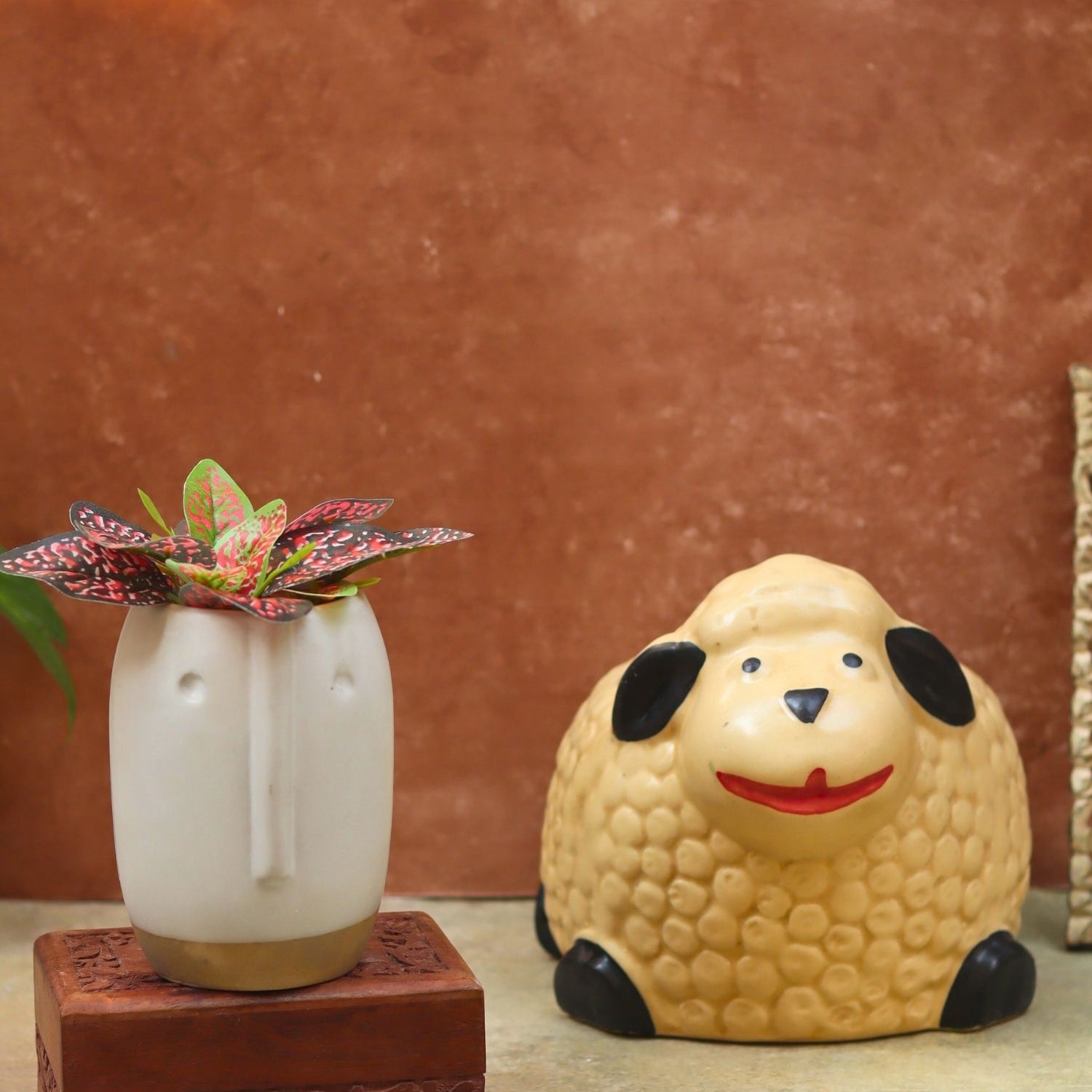 Set of 2 - Sheep & Quirky face planter combo made by ceramic