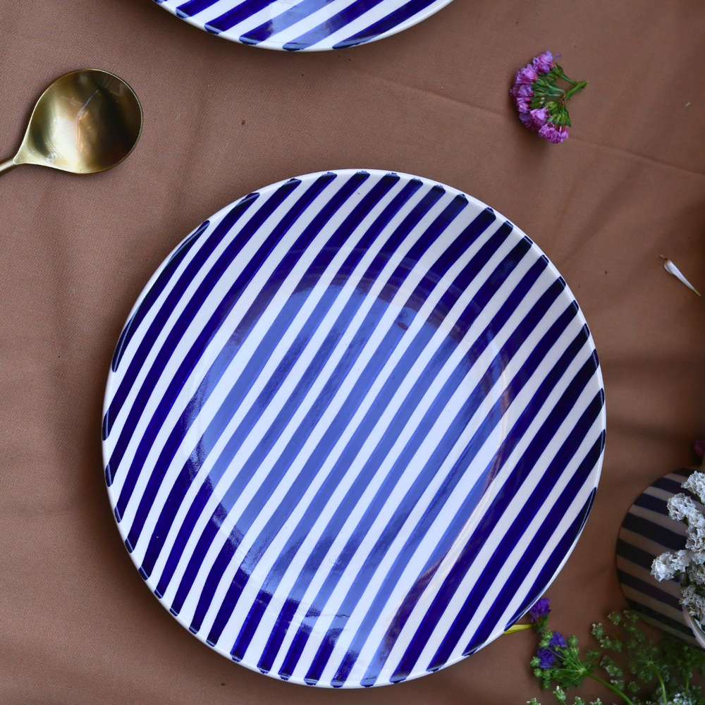 Thin stripes ceramic plates