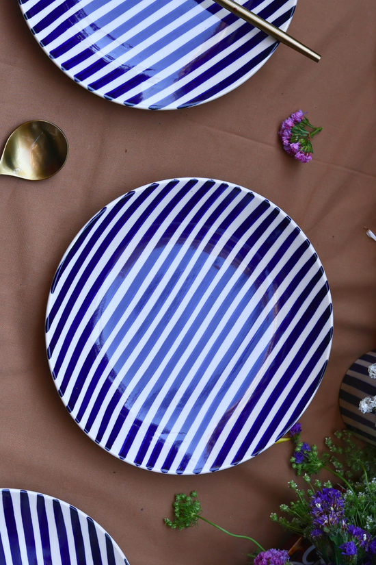Thin stripes ceramic plates