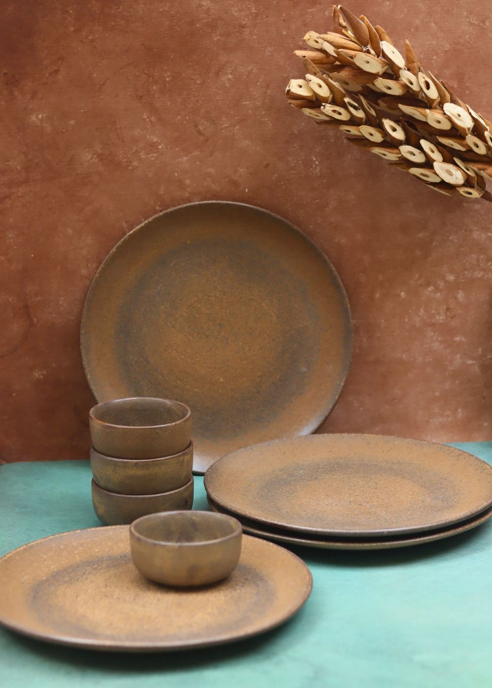 Set of 8 - Woody Brown Dinner set with premium quality material