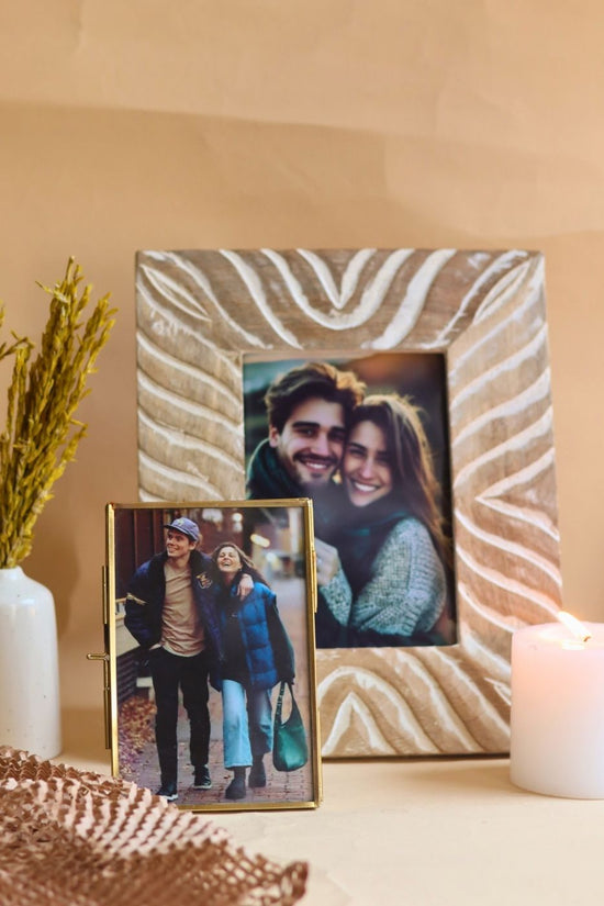 Waves Carved Wooden Frame & Minimal Glass Frame with premium quality material