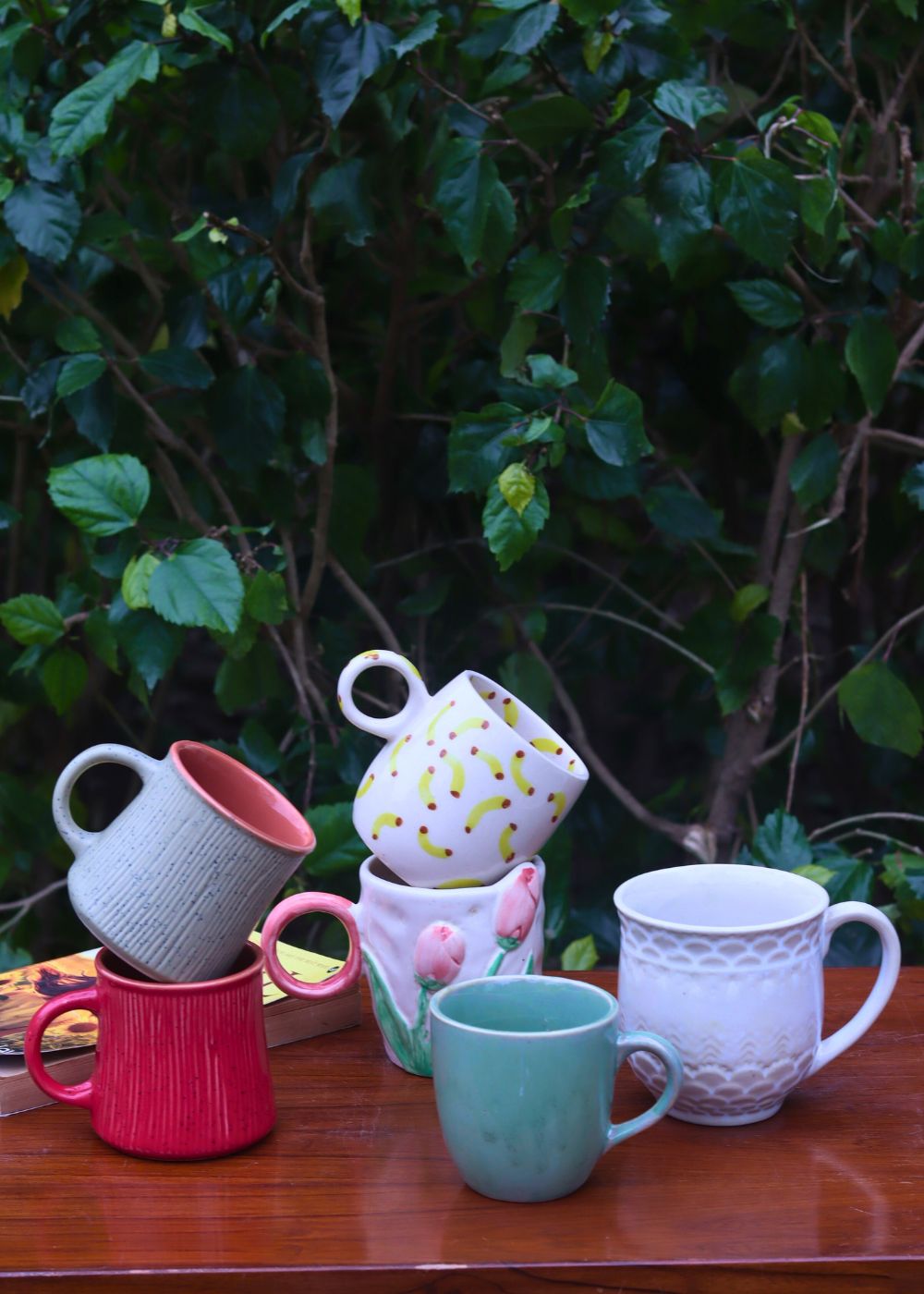 Handmade Set of 6 Delight Sip Mugs (for the price of 5)