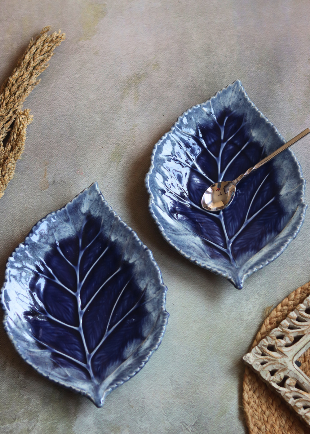 Two ceramic leaf platter with spoon