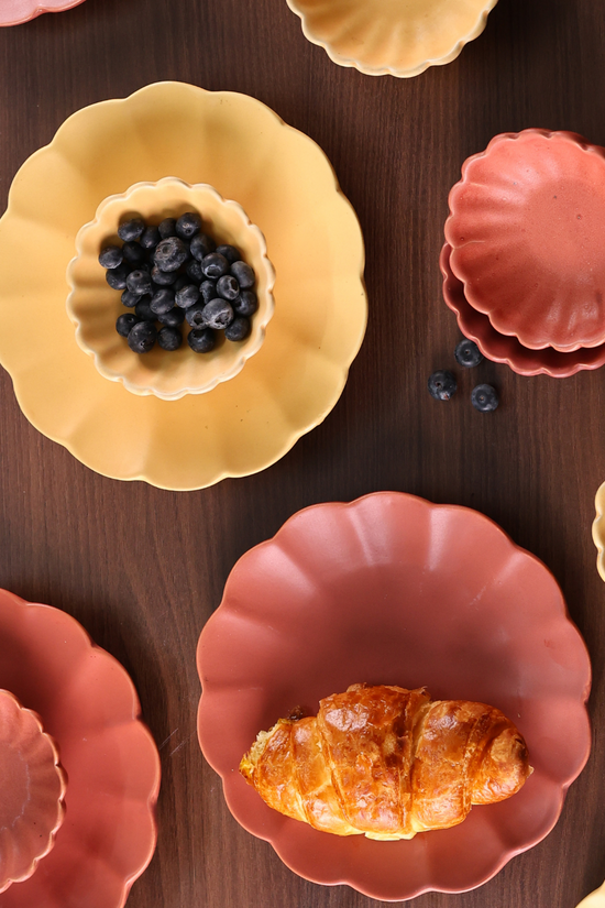 handmade gulaab & genda phool plates & bowls set of four
