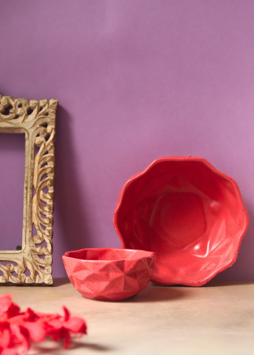 Set of two bowls red diamond