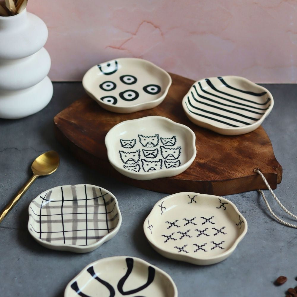 handmade Set of 6 Black & White Dessert Plate (for the price of 5)