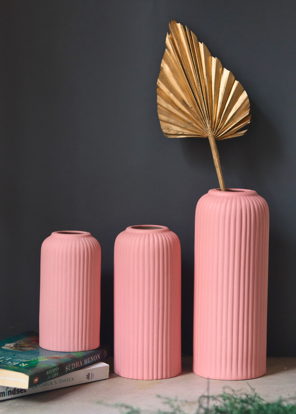 Pink Ribbed Vase - Set of 3