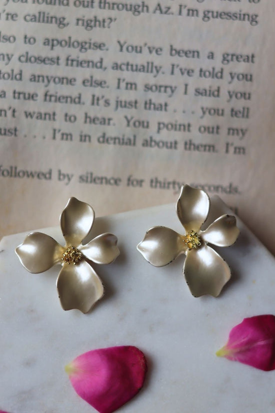 handmade Flora Pearl Drop