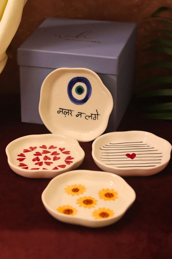 Leaf free Set of 4 - Hear, Striped heart, Surajmukhi & Nazar handmade dessert plate combo in a Gift box