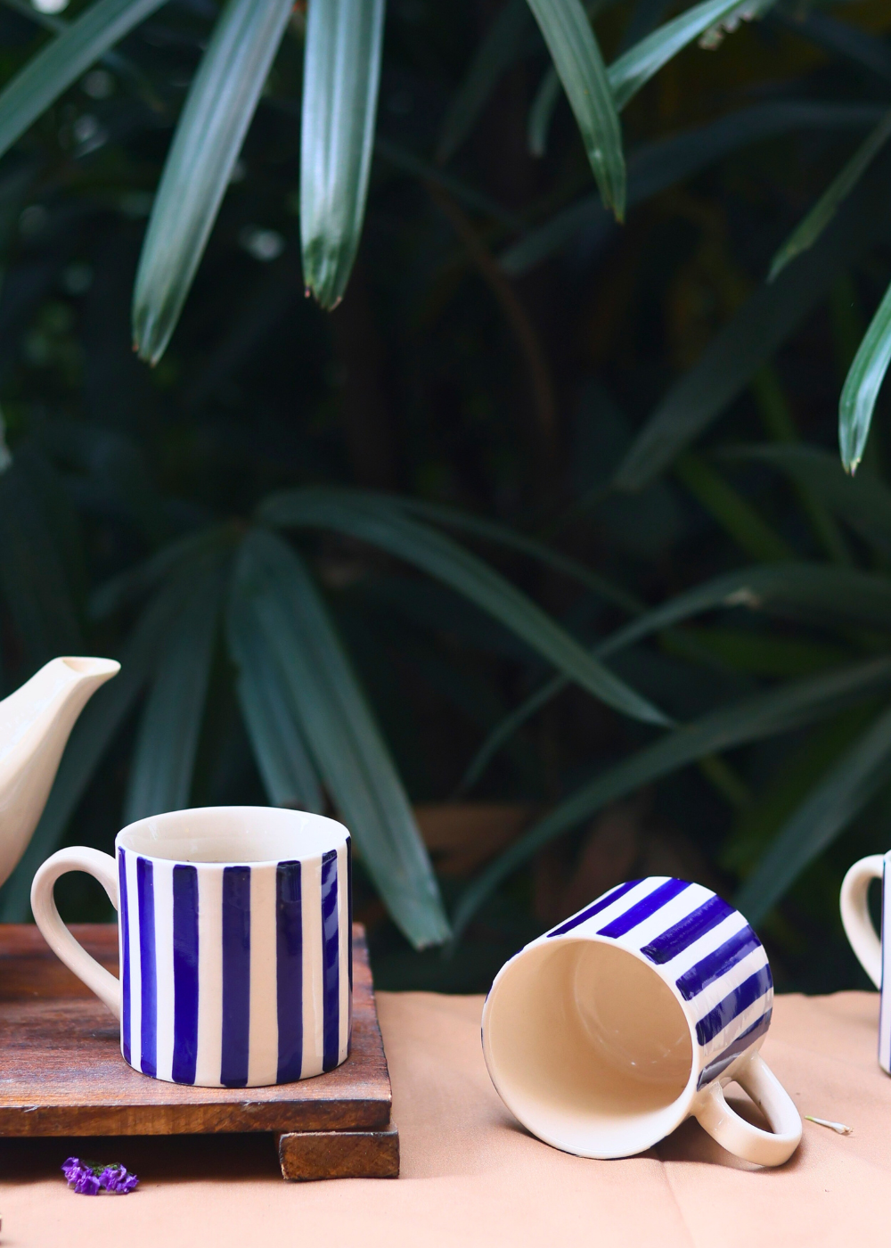 handmade blue thick stripe tea cup