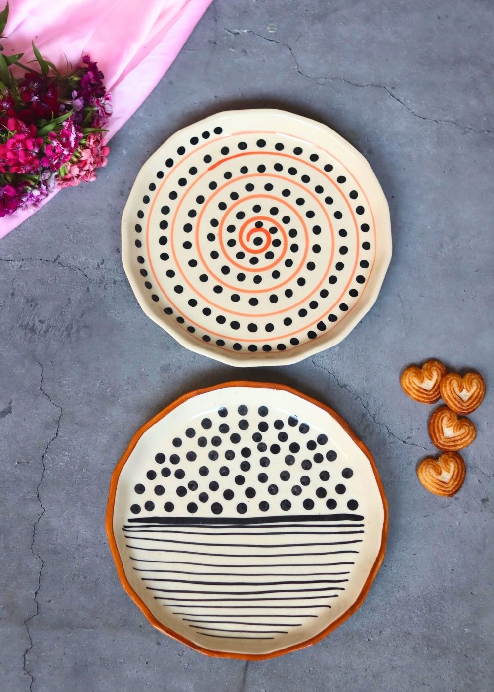 Spiral Polka & Dots Lines Snack Plate with premium quality material