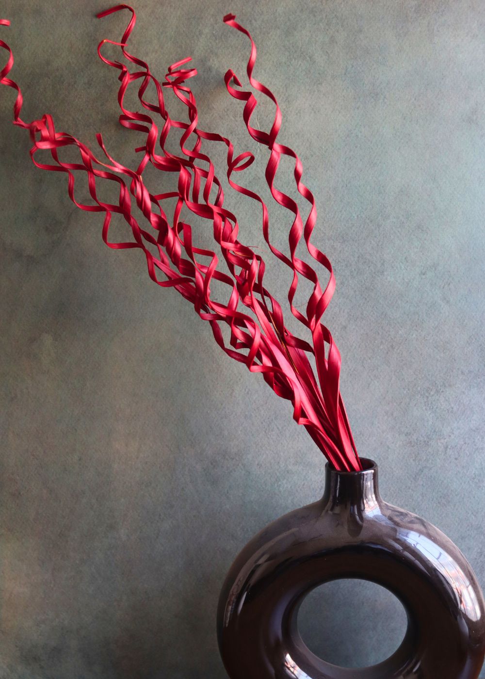 red spiral bunch made by ceramic 