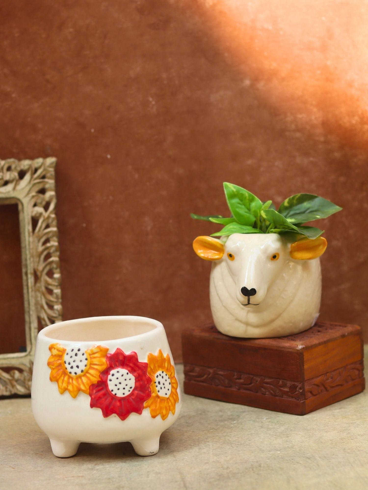 Set of 2 - Floral Bliss & Cow planter combo made by ceramic