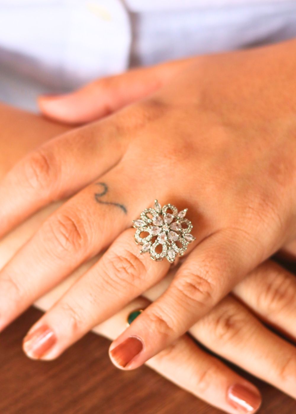 Hypoallergic Floral Elegance AD Adjustable Ring