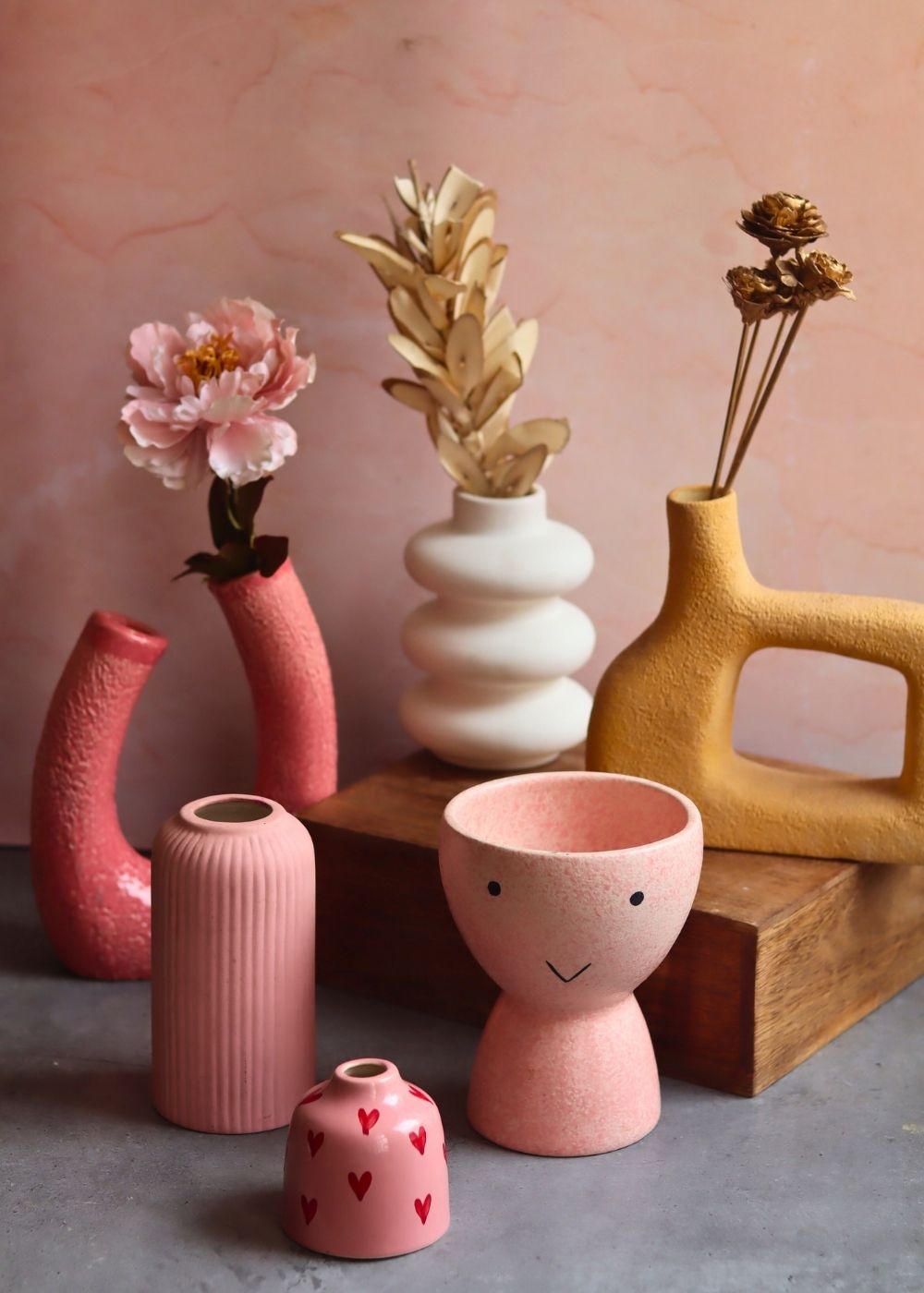Set of 6 Blossom Bliss Vases (for the price of 5) made by ceramic