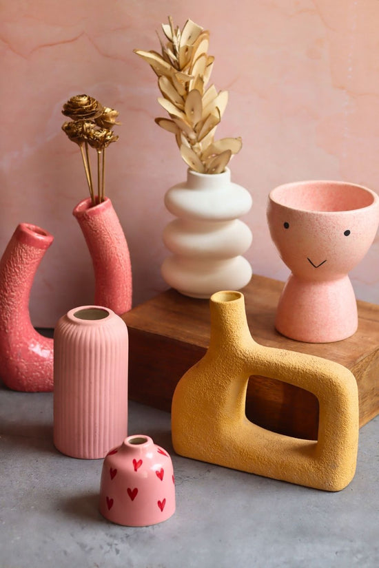 Set of 6 Blossom Bliss Vases (for the price of 5) with premium quality material