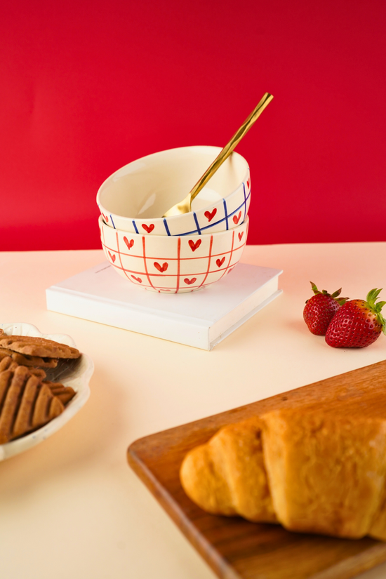 set of two bowls with little heart design for your loved one