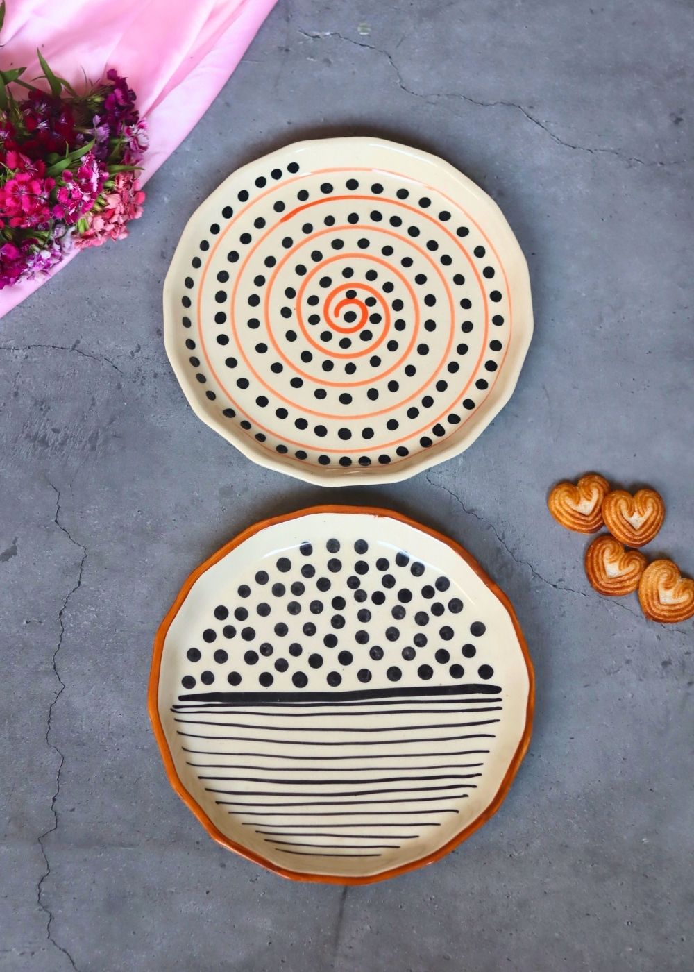 Spiral Polka & Dots Lines Snack Plate handmade in india