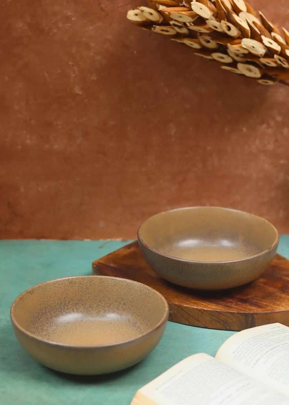 Woody Brown Curry Bowl  made by ceramic