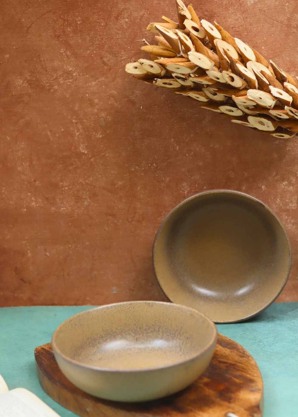 Woody Brown Curry Bowl  with premium quality material