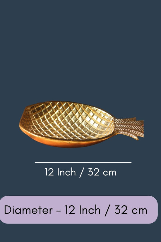 Pineapple Pristine Platter - Gold in a Gift Box