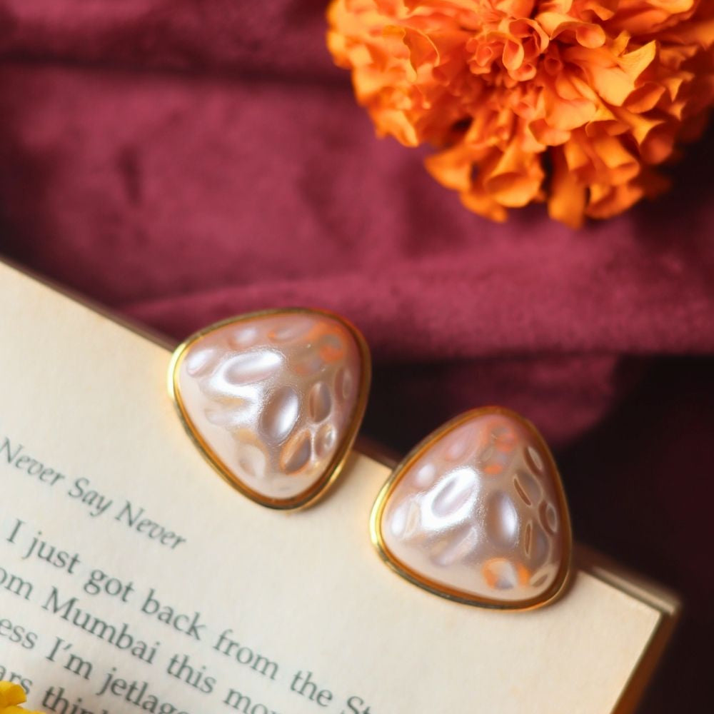 Gold and White Studs made with premium quality material