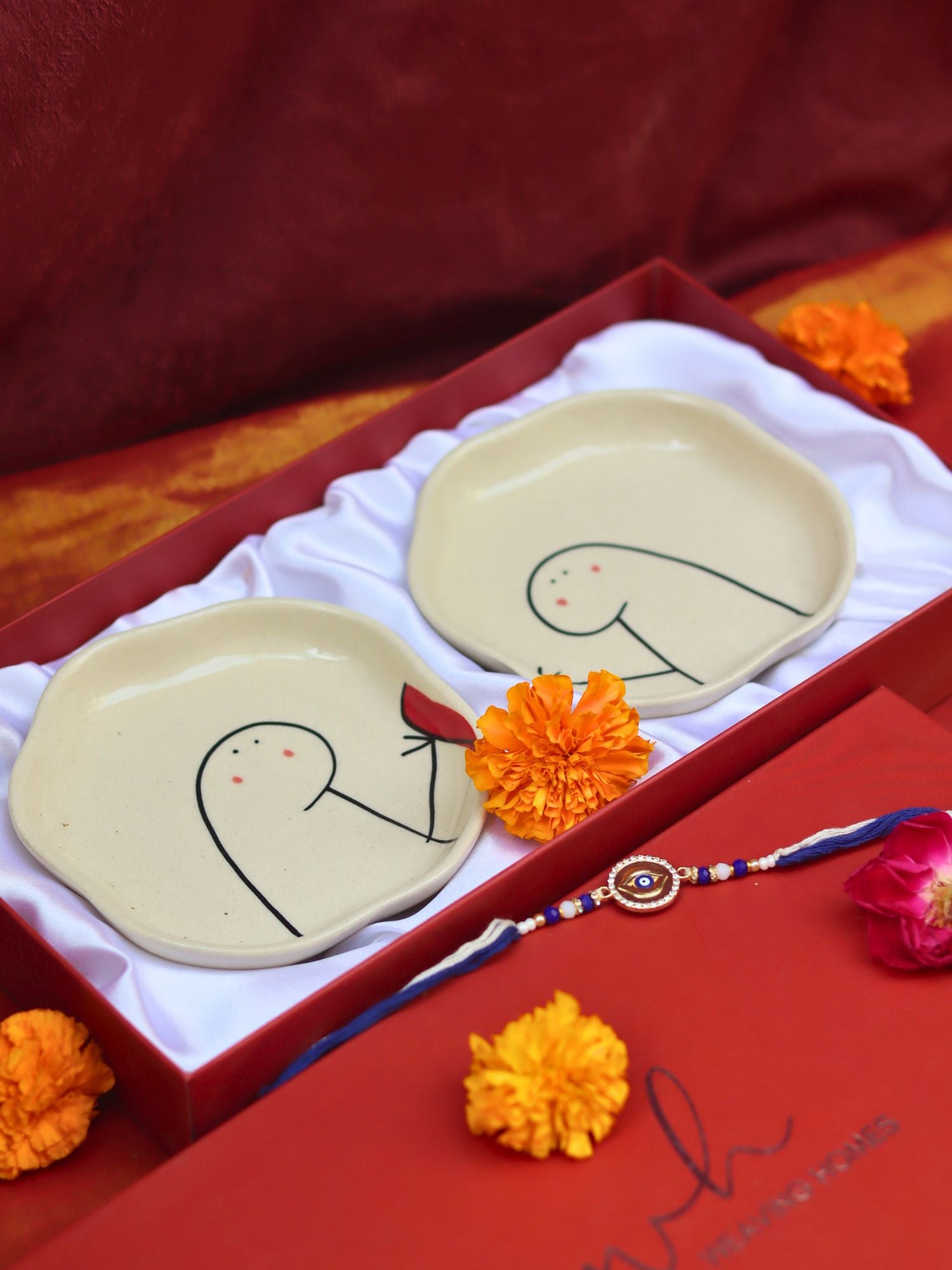 Lead free Hum - Tum Handmade Dessert plate Rakhi Gift box