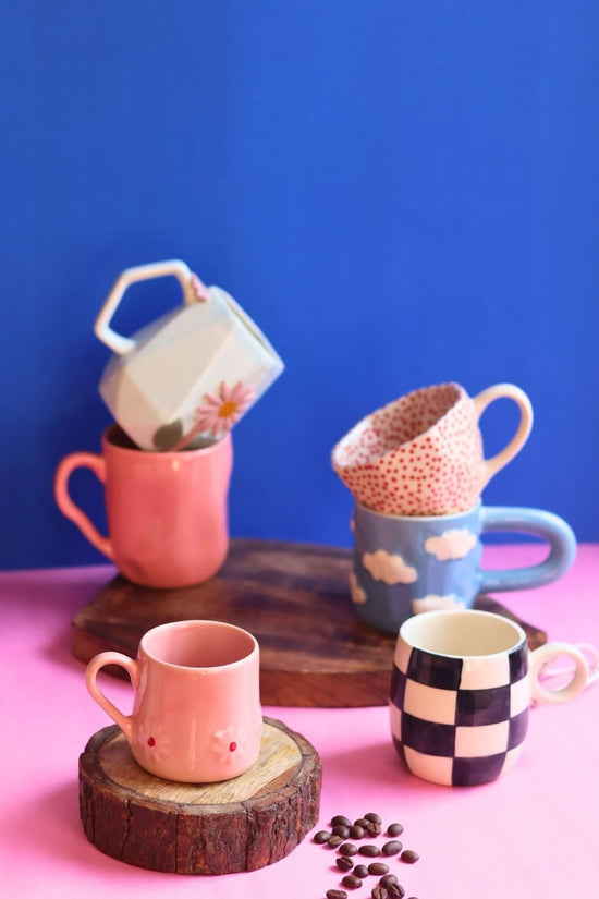 Set of 6 for the price of 5 (Hot Selling Mugs) made by ceramic