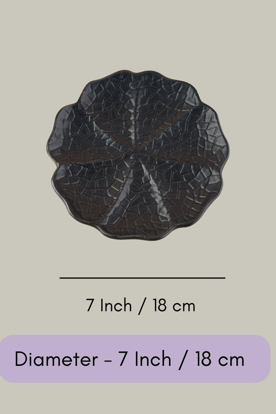 Black Cabbage Snack Plate